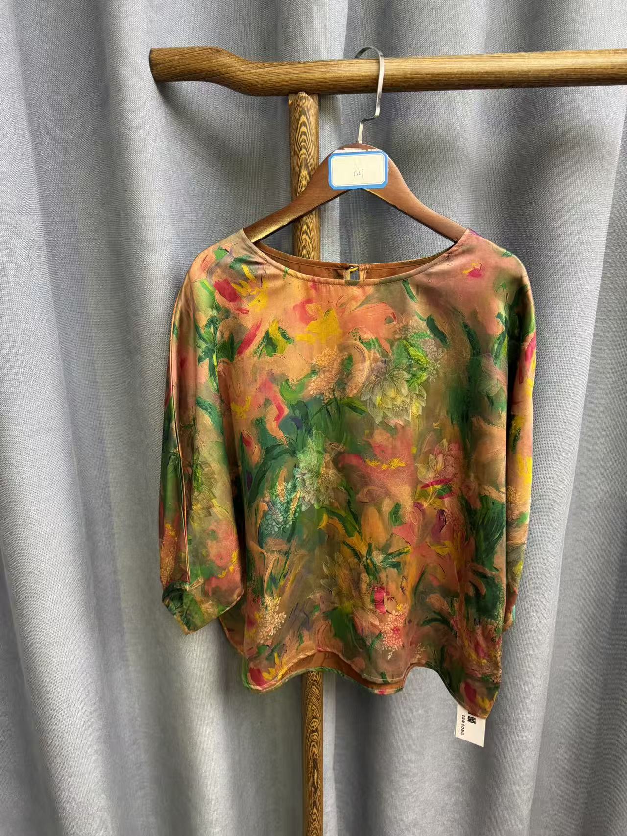 2025新款时尚休闲香云纱圆领上衣Y569