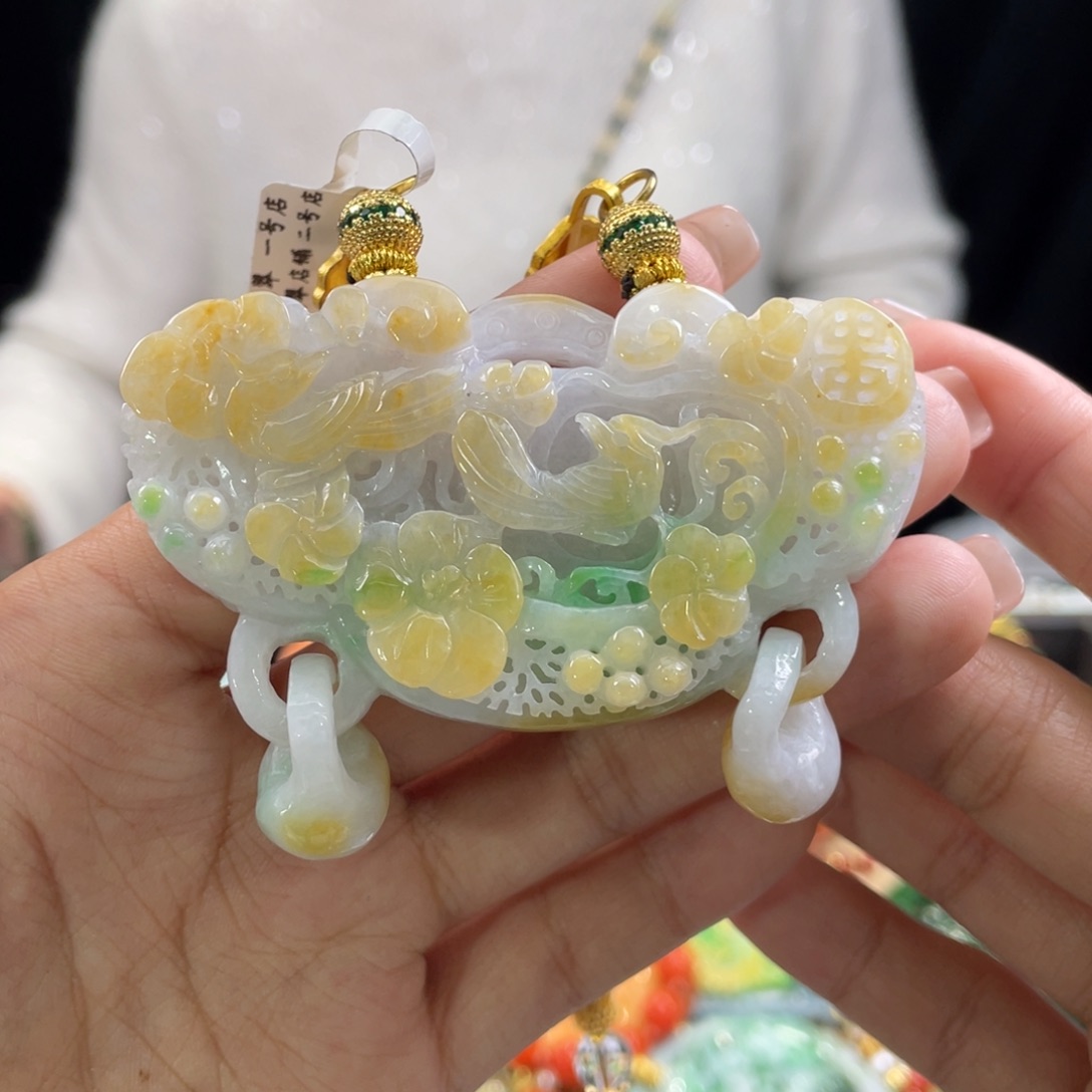 翡翠颈饰未镶嵌代编织