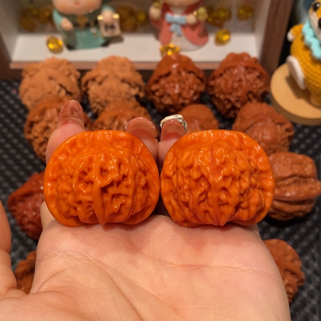 天****桃核吊坠36.6天地，1063