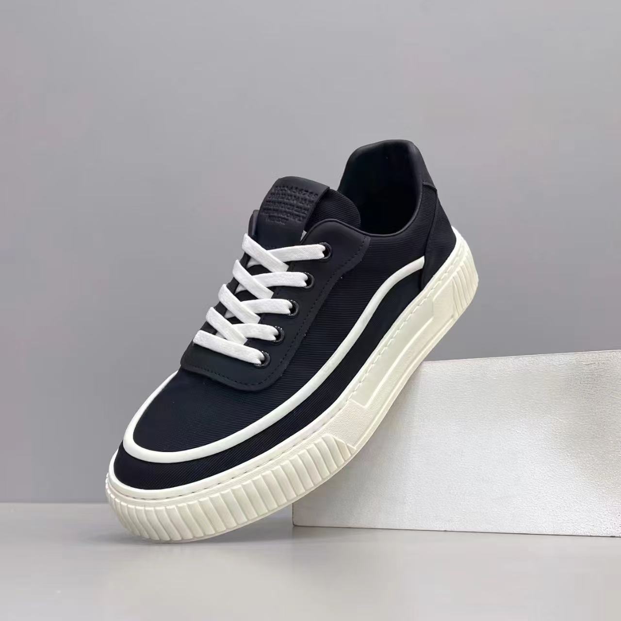 2025男鞋男款百搭低帮韩风休闲纯色系带日系设计-8570鞋子帆布鞋