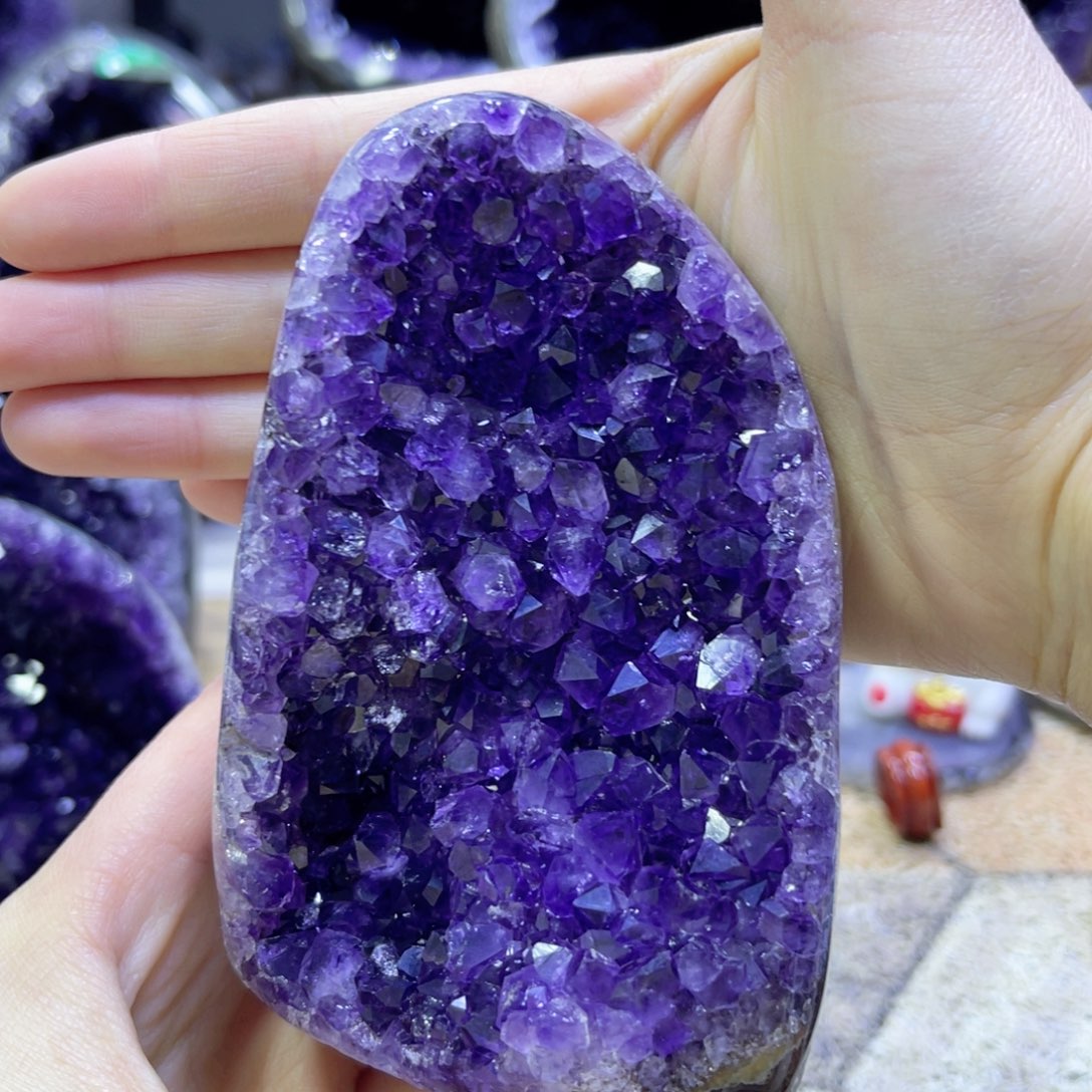 紫晶摆件未镶嵌紫水晶