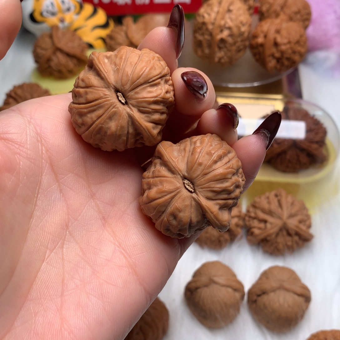 笑***生把件文玩核桃33乾隆磨