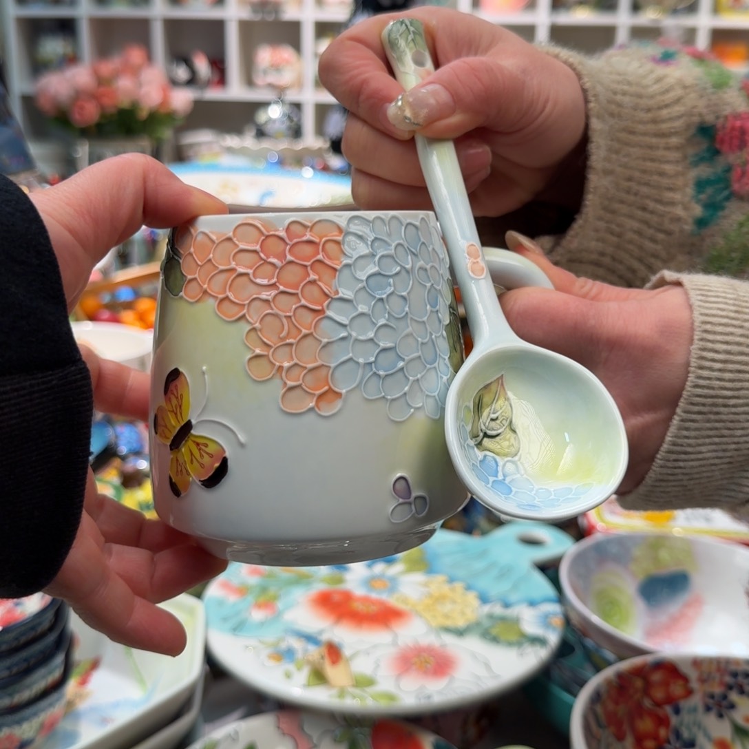 陶瓷秦*意濑户烧绣球杯勺1套