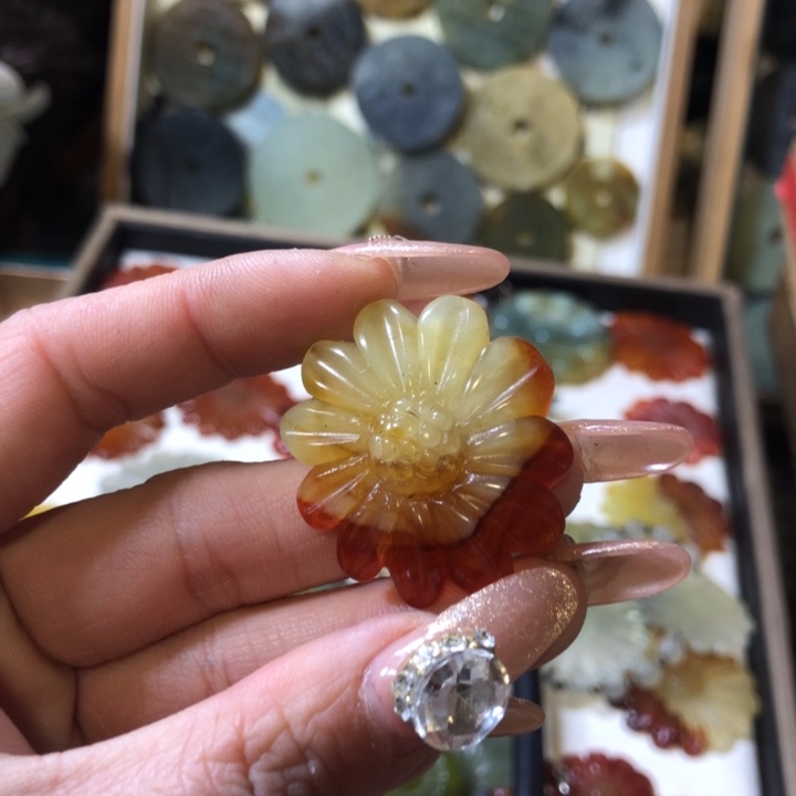 岫玉岫玉挂件未镶嵌