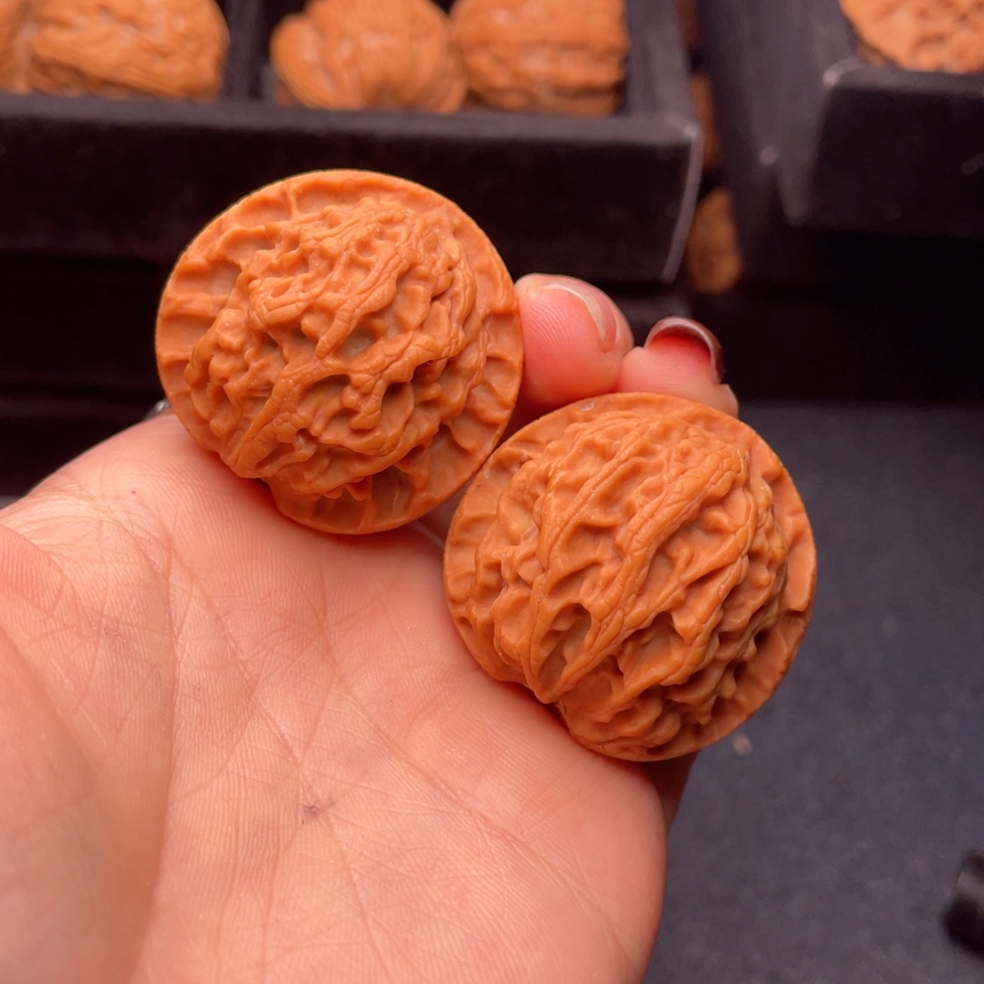 文玩核桃把件秦岭核桃36