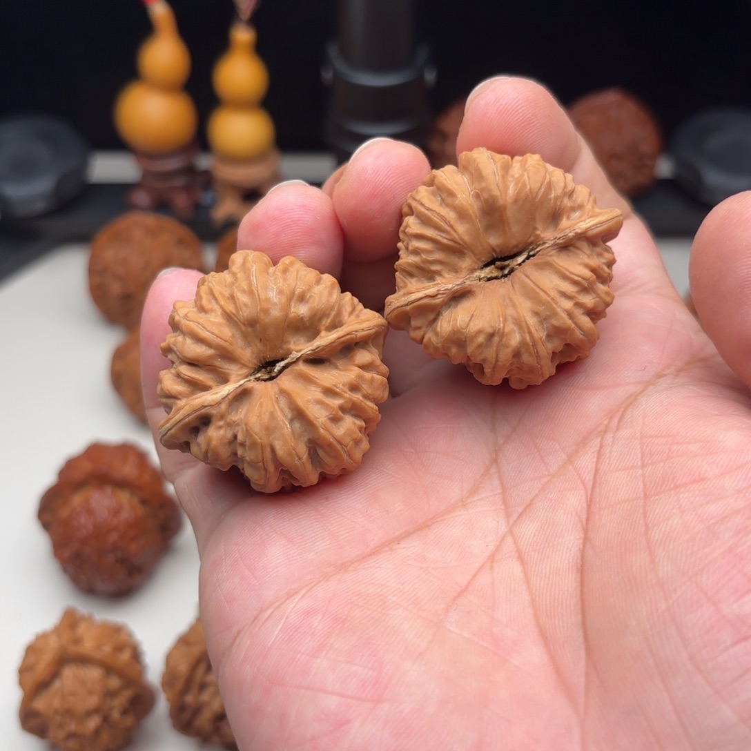 吊坠文玩核桃平谷凹底