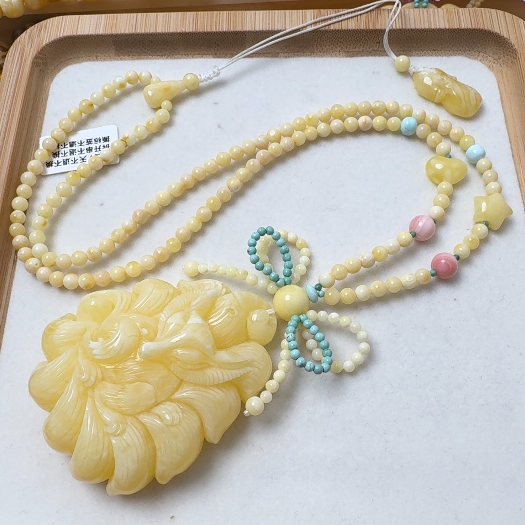 蜜蜡吊坠(不含链)未镶嵌