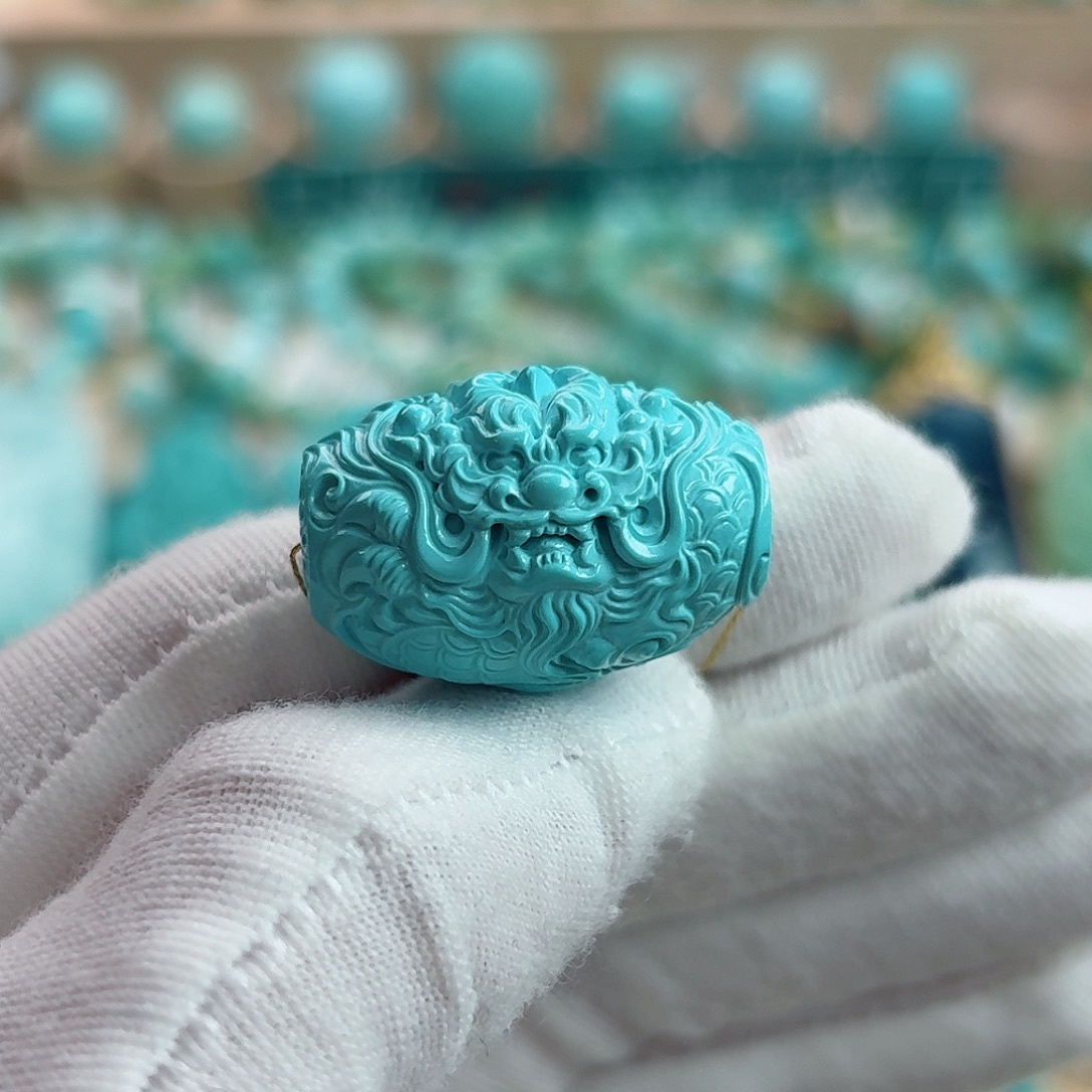 绿松石未镶嵌珠宝奇石