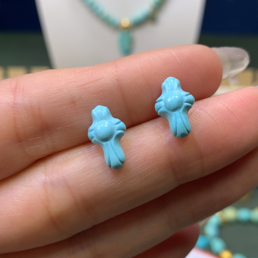 绿松石耳钉18K金镶嵌