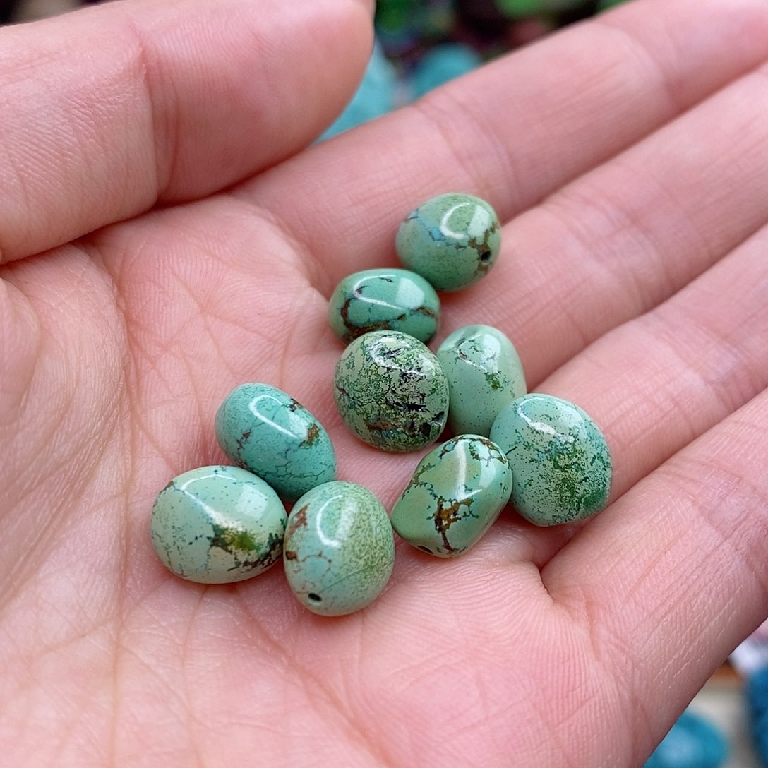 绿松石珠宝奇石未镶嵌