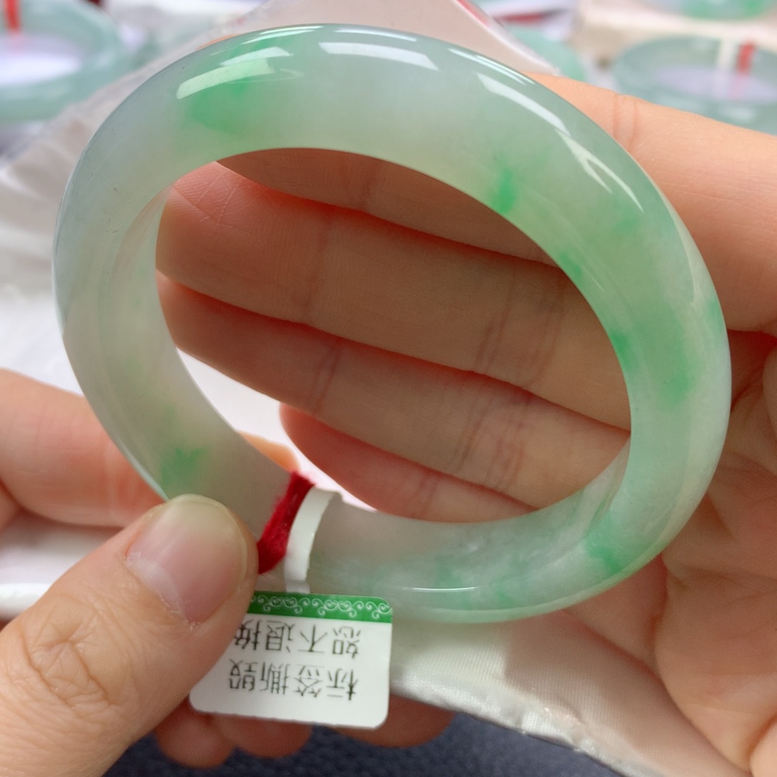 翡翠手镯未镶嵌57➕