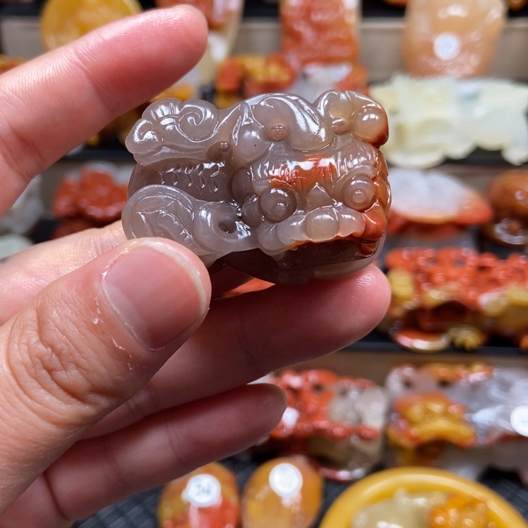 石英质玉（黄龙玉）挂件未镶嵌