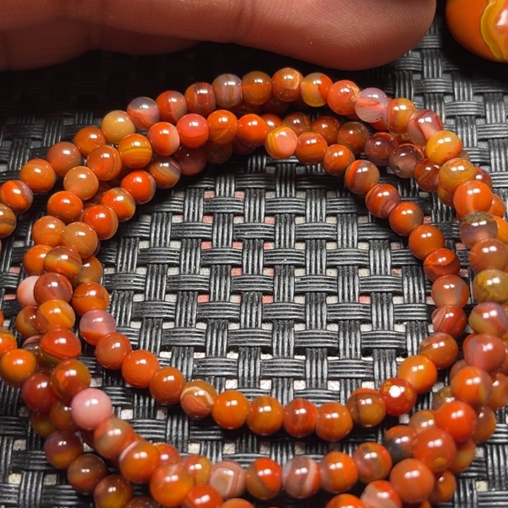 未镶嵌颈饰玛瑙/玉髓果*