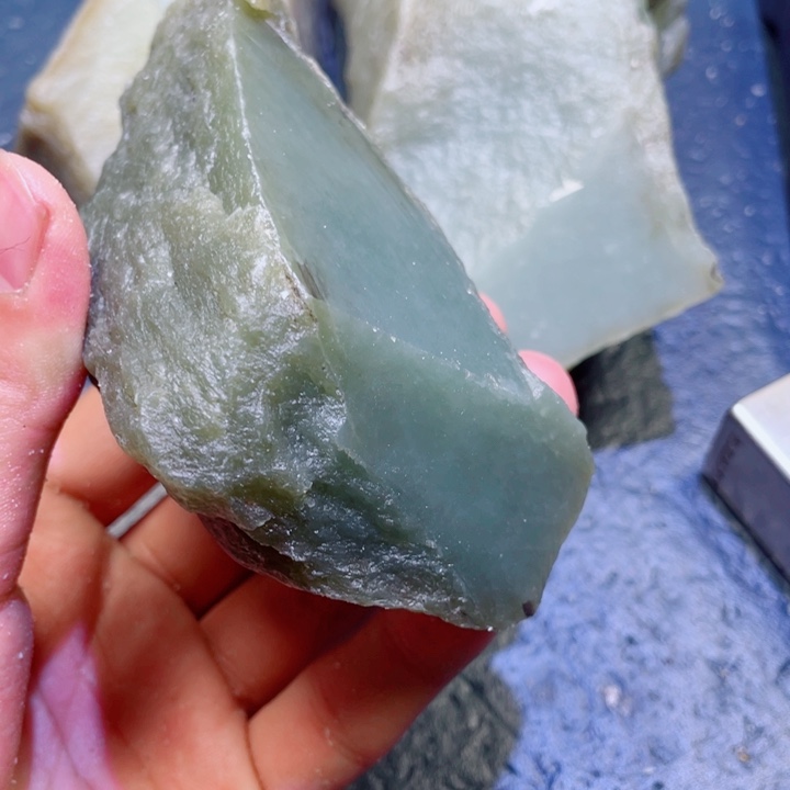 和田玉未镶嵌珠宝半成品