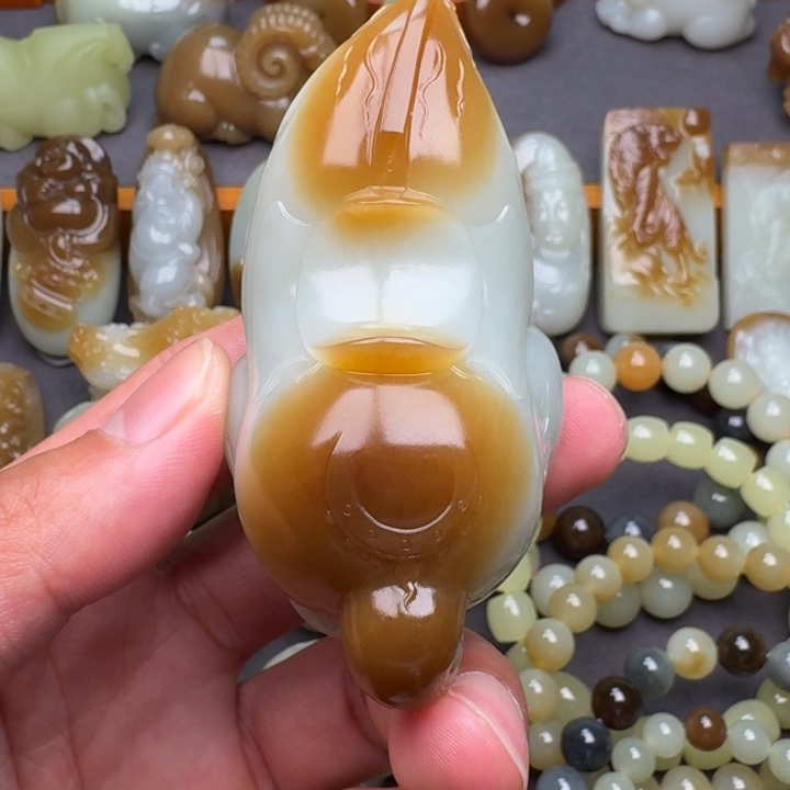 和田玉颈饰未镶嵌D****u
