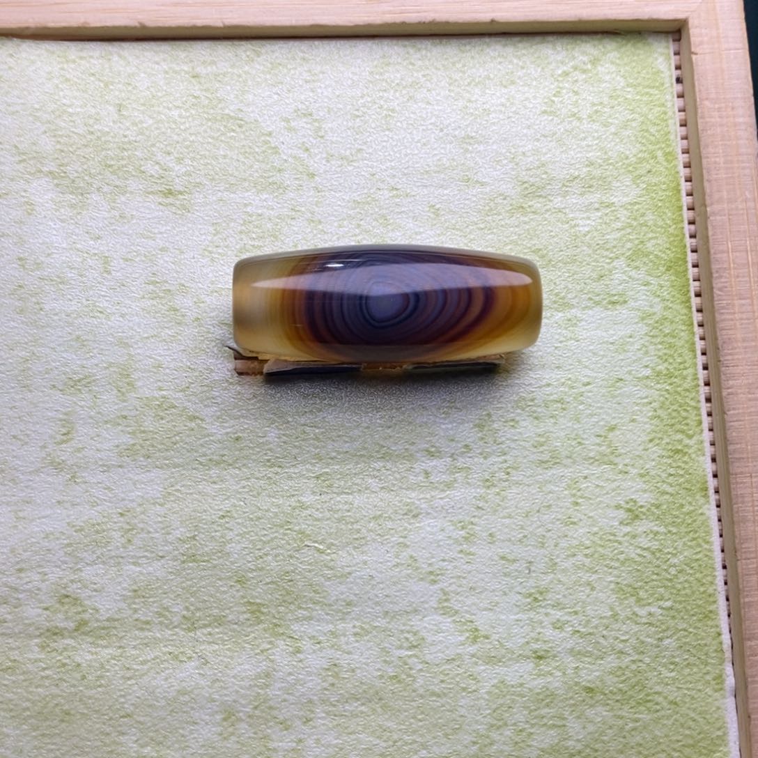 姜***鱼玛瑙/玉髓未镶嵌珠宝半成品