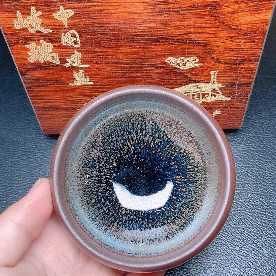 茶盏滴滴答答的声音