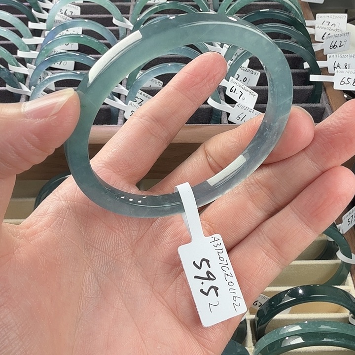 翡翠手镯未镶嵌贝*59.52
