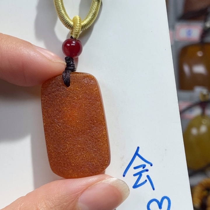 琥珀珠宝奇石未镶嵌