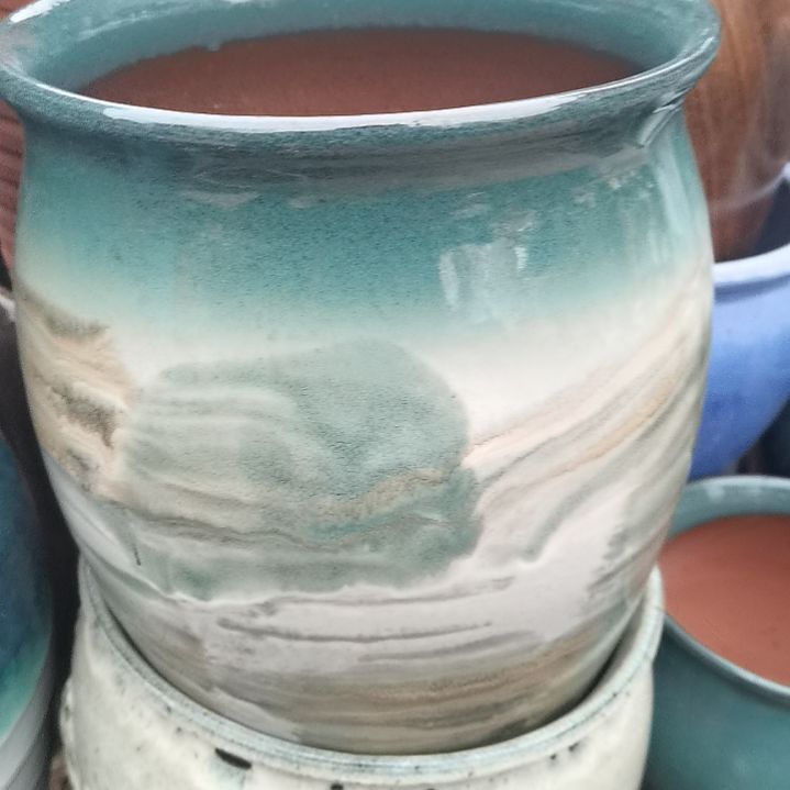 红陶口24高31一个盆子