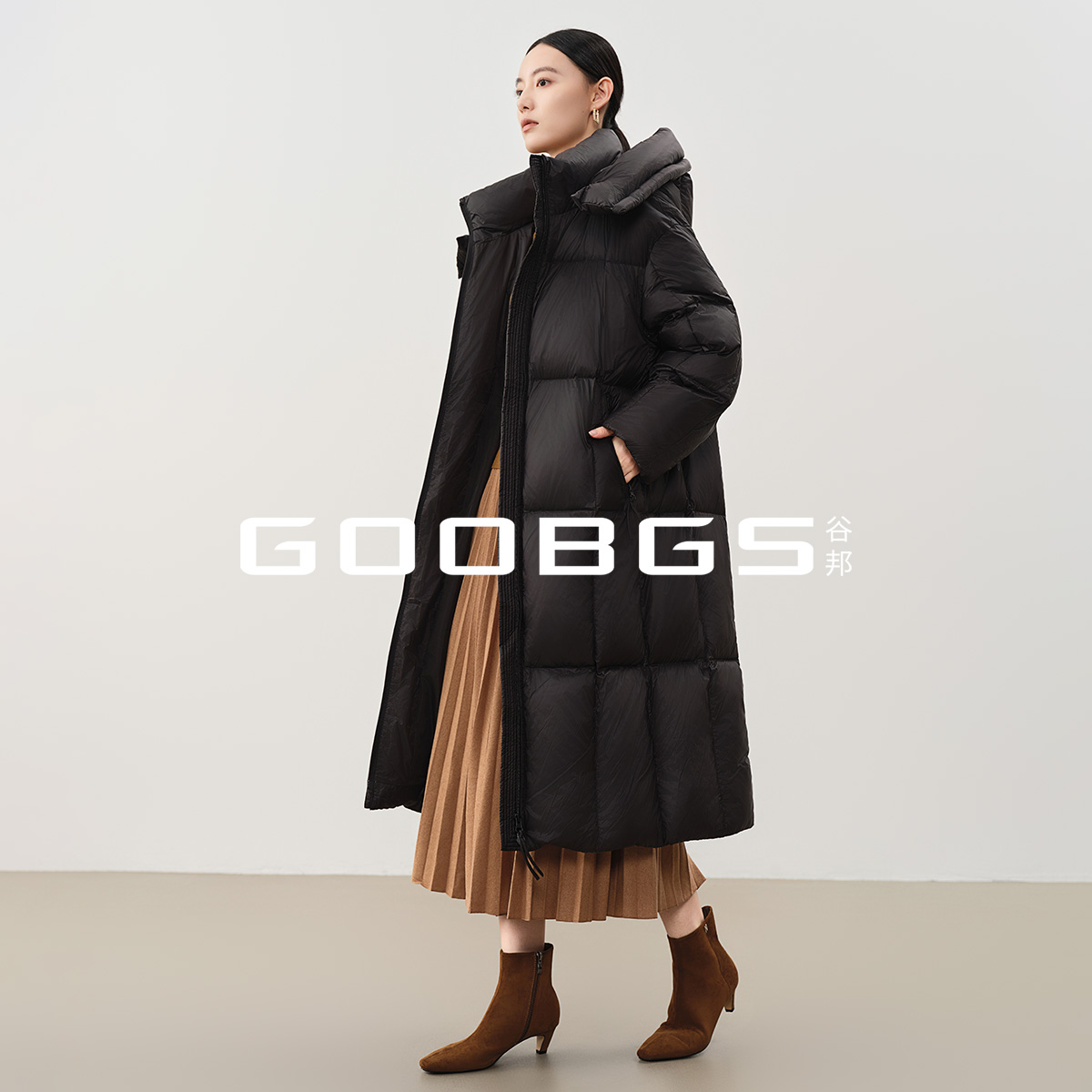 GOOBGS黑色长款羽绒服气质显瘦加厚保暖面包服外套B5465610