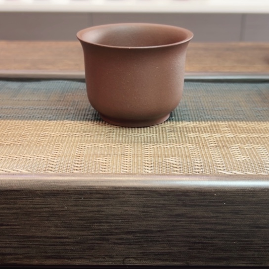 茶壶紫砂黄龙山原矿老紫泥半手工瑕（120 cc）