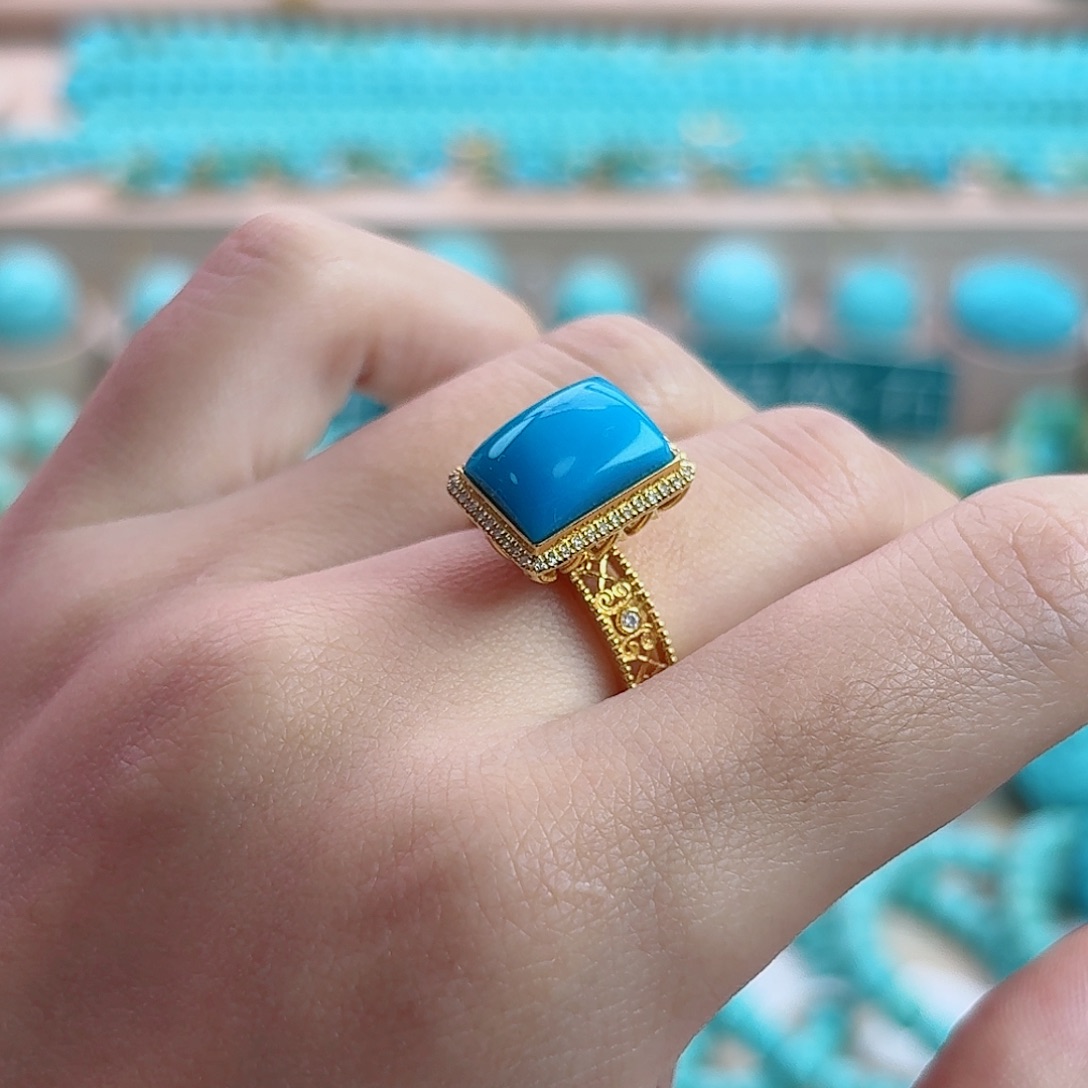 绿松石18K金镶嵌珠宝奇石（泡油）