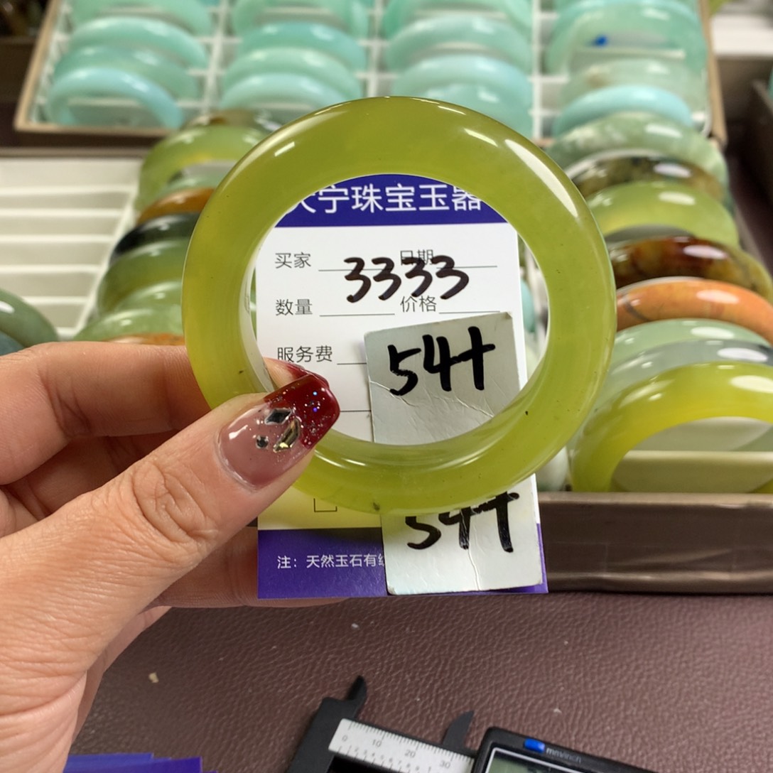 蛇纹石玉手镯未镶嵌3333