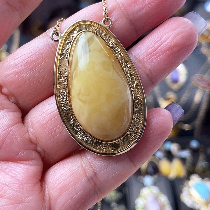 琥珀颈饰银S925镶嵌吊坠