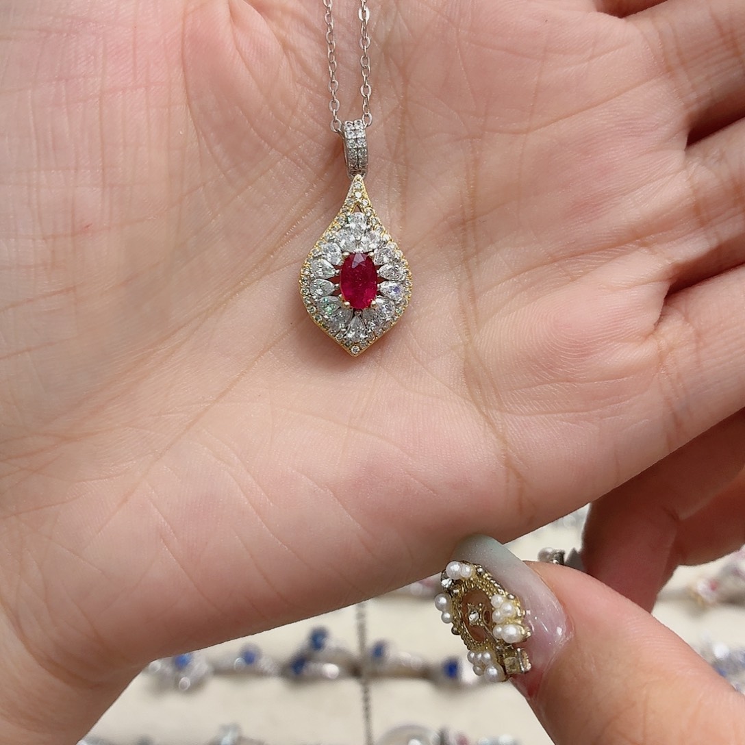 银S925镶嵌吊坠(赠链)红宝石