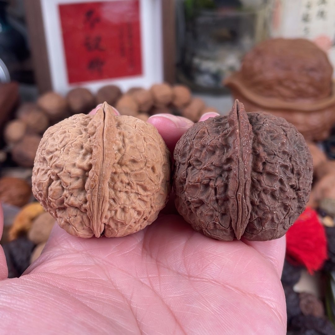 文玩核桃把件拦路石41尺（微瑕）