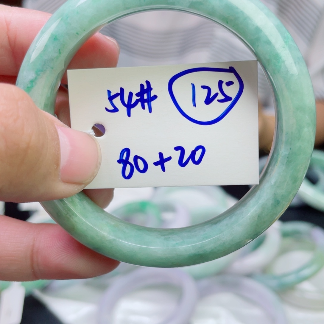 翡翠未镶嵌手镯125