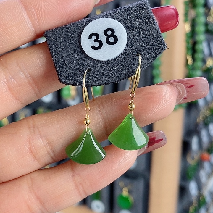 和田玉耳饰18K金镶嵌