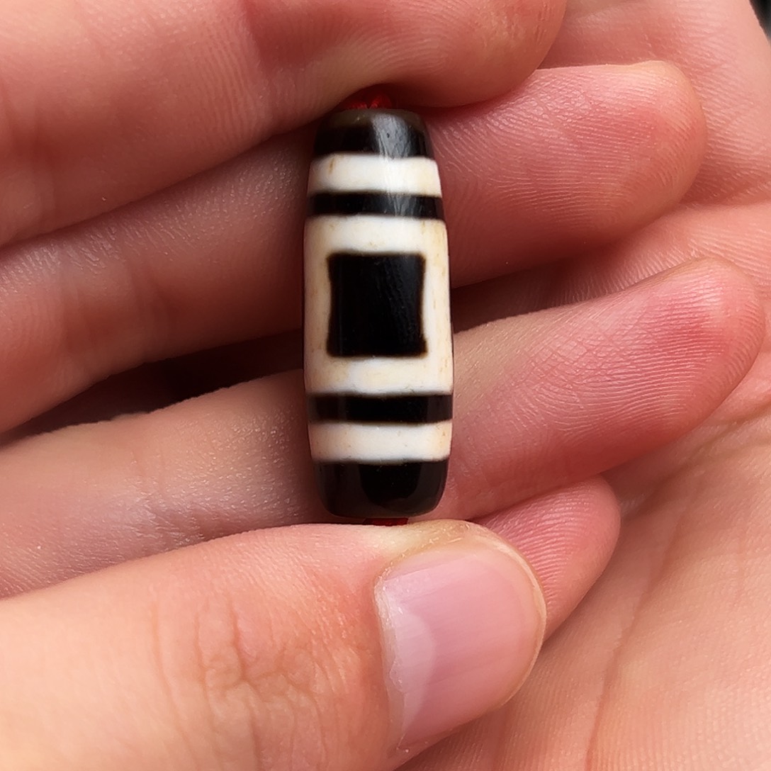 玛瑙/玉髓颈饰未镶嵌行运朱砂一眼天地