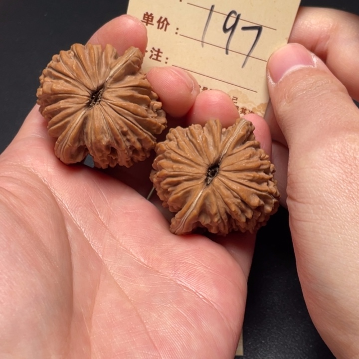 把件文玩核桃四座楼42尺全品白茬197