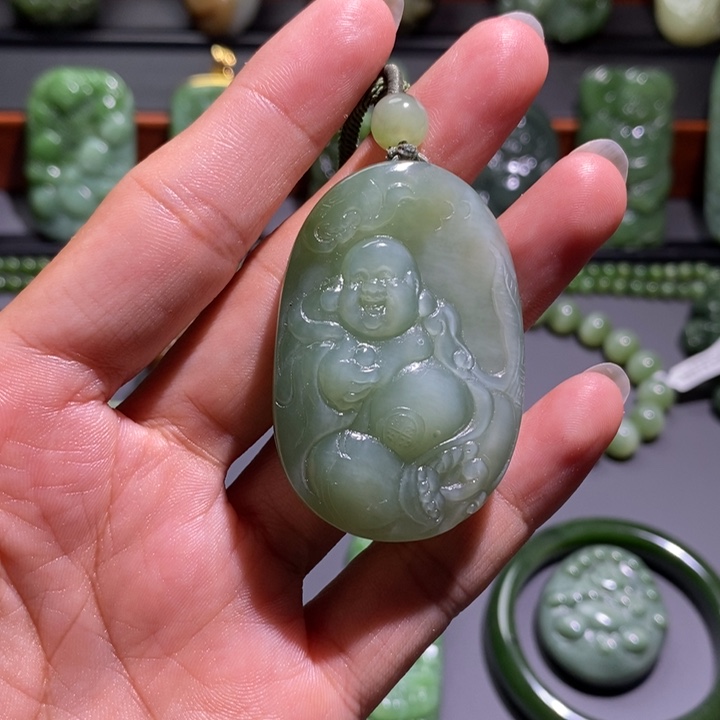 和田玉未镶嵌挂件