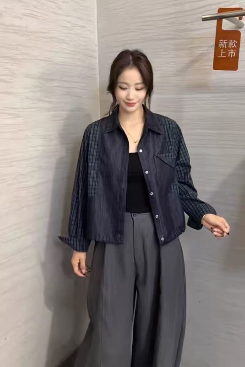 2121拼接翻领宽松型短款常规秋季衬衫短外套休闲气质牛仔