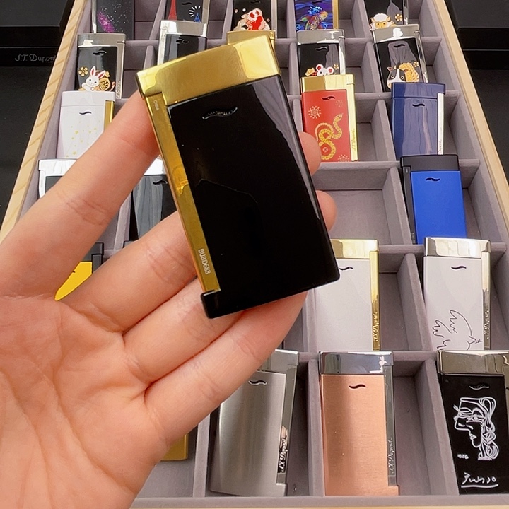 明铬哈哈哈哈哈哈哈哈哈哈哈