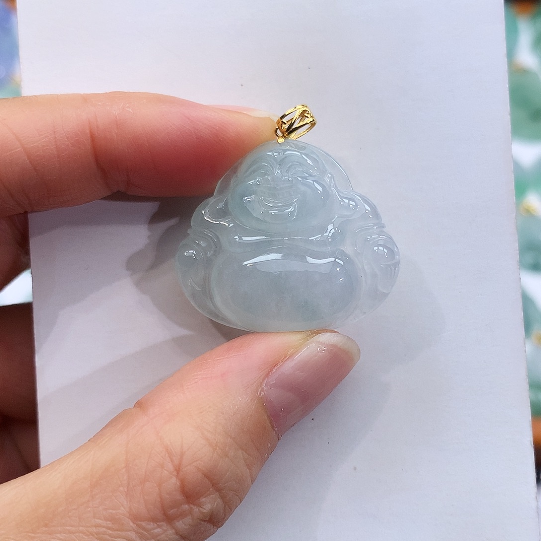 翡翠18K金镶嵌颈饰翡翠吊坠