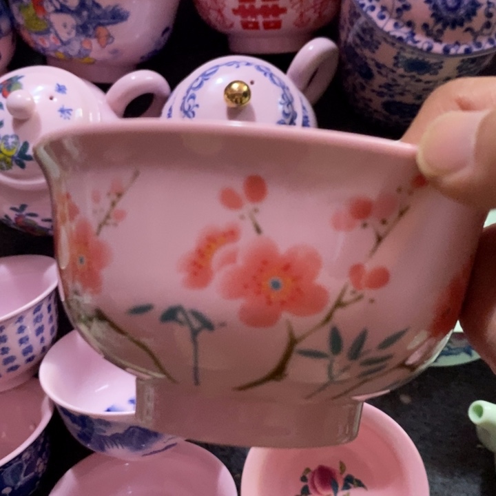 摆件瓷红稀土翠竹4.5寸碗