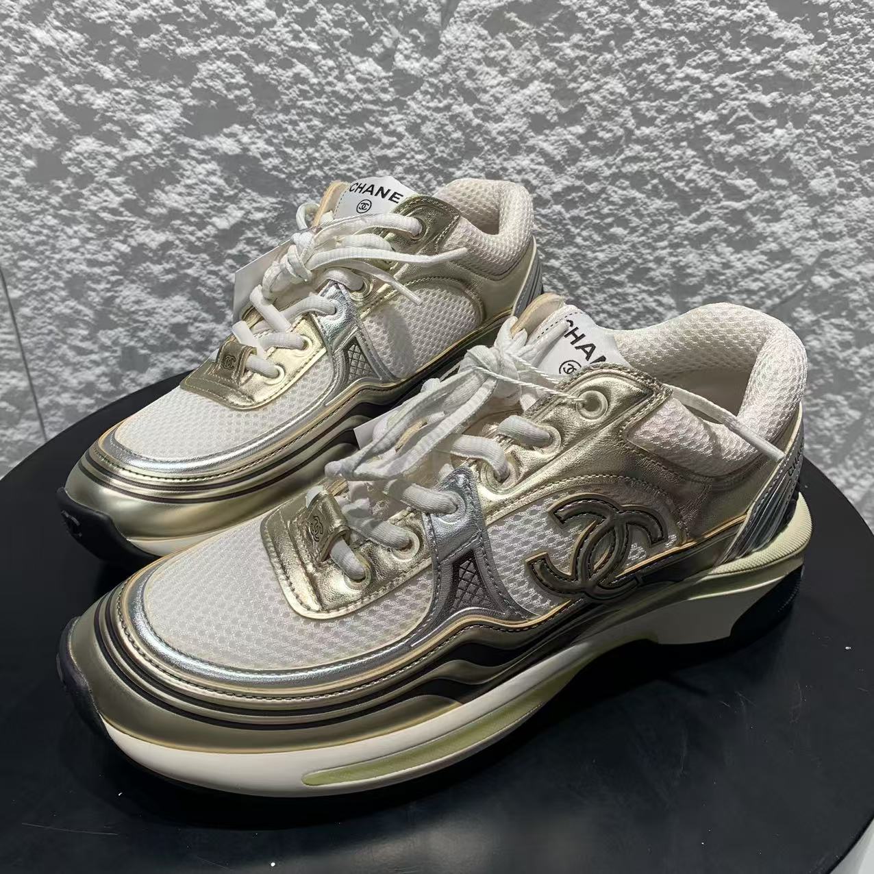 99新 Chanel/香奈儿 37.5码/无配件/仔仔女鞋/金银角大王 xxs843 