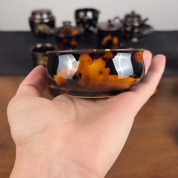 瓷玳瑁釉矮炉式杯