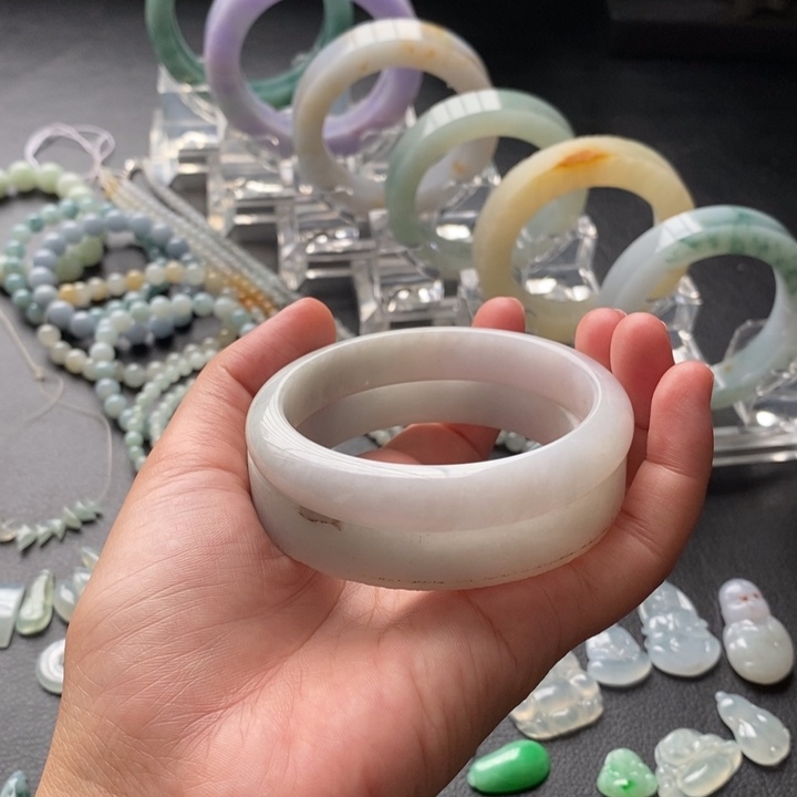 定制翡翠翡翠未镶嵌翡翠手镯