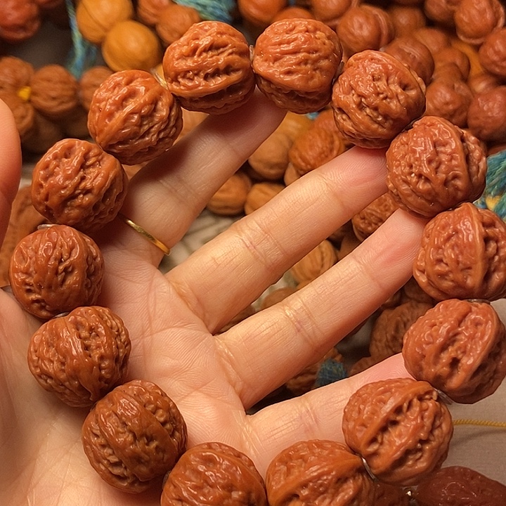 文玩核桃手串珊瑚纹
