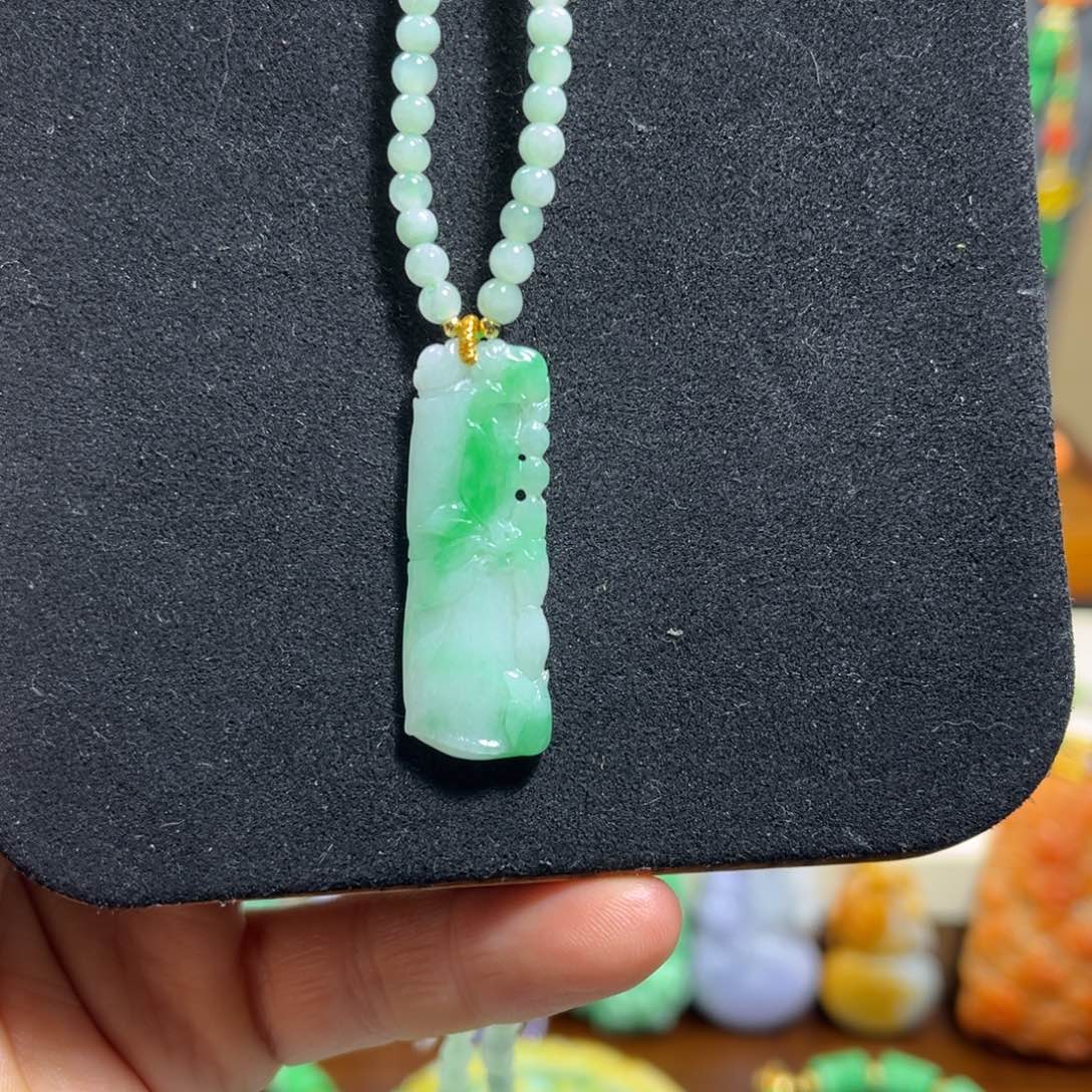 翡翠未镶嵌颈饰天然翡翠