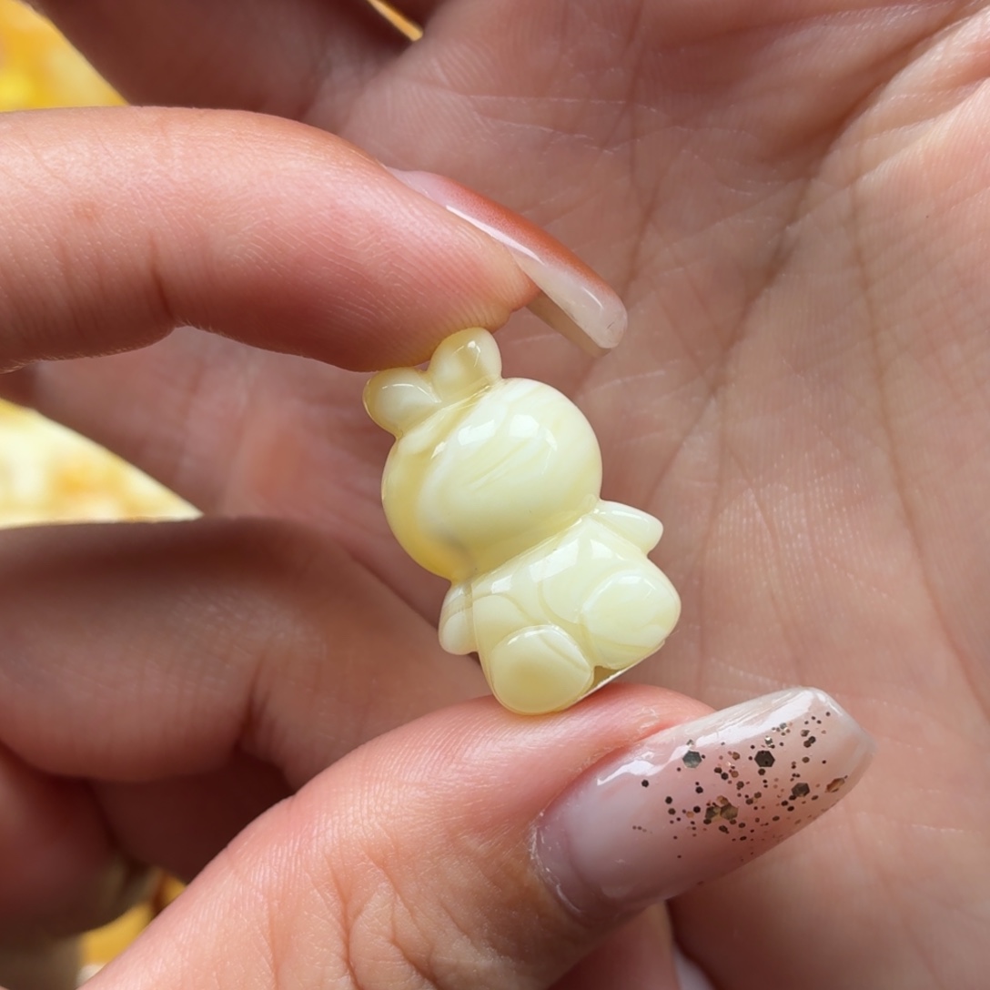 琥珀未镶嵌裸石蜜蜡