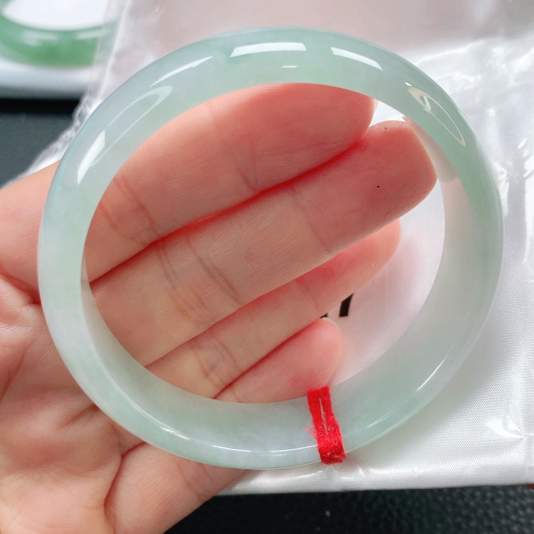 未镶嵌手镯翡翠60轮胎