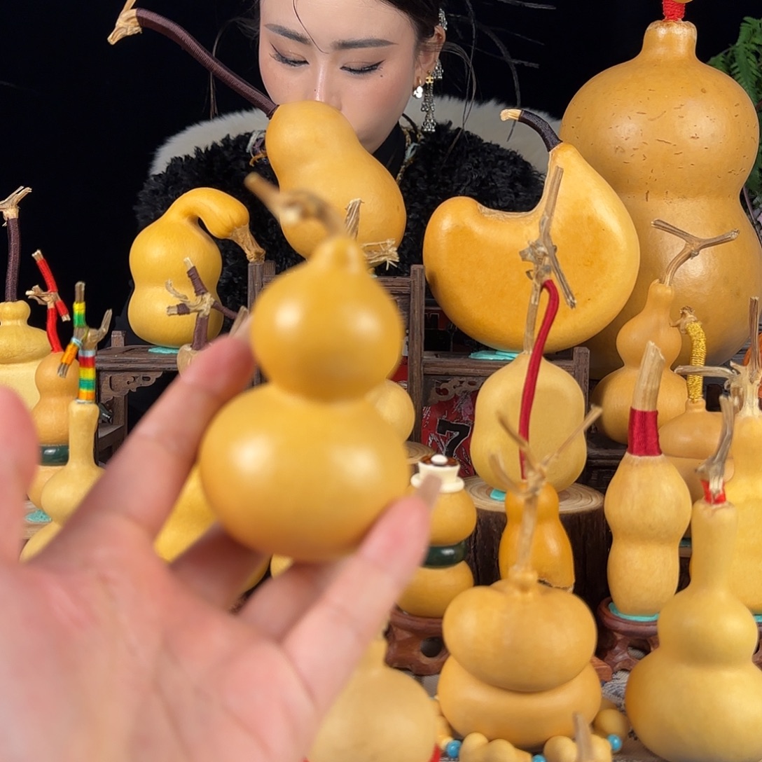 刘****大叶紫檀（黑酸枝木类）