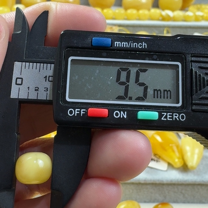 琥珀裸石未镶嵌老型杂8号