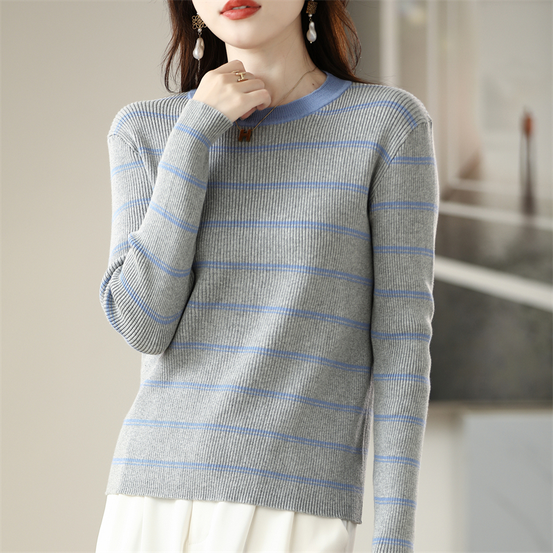 100%纯棉圆领条纹抽条修身针织衫长袖打底衫